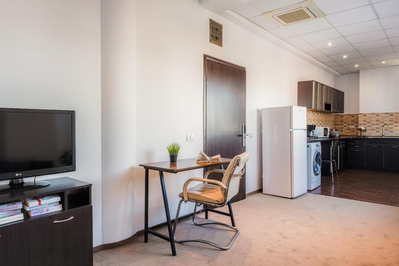 Uni88 Apartments Бухарест Экстерьер фото
